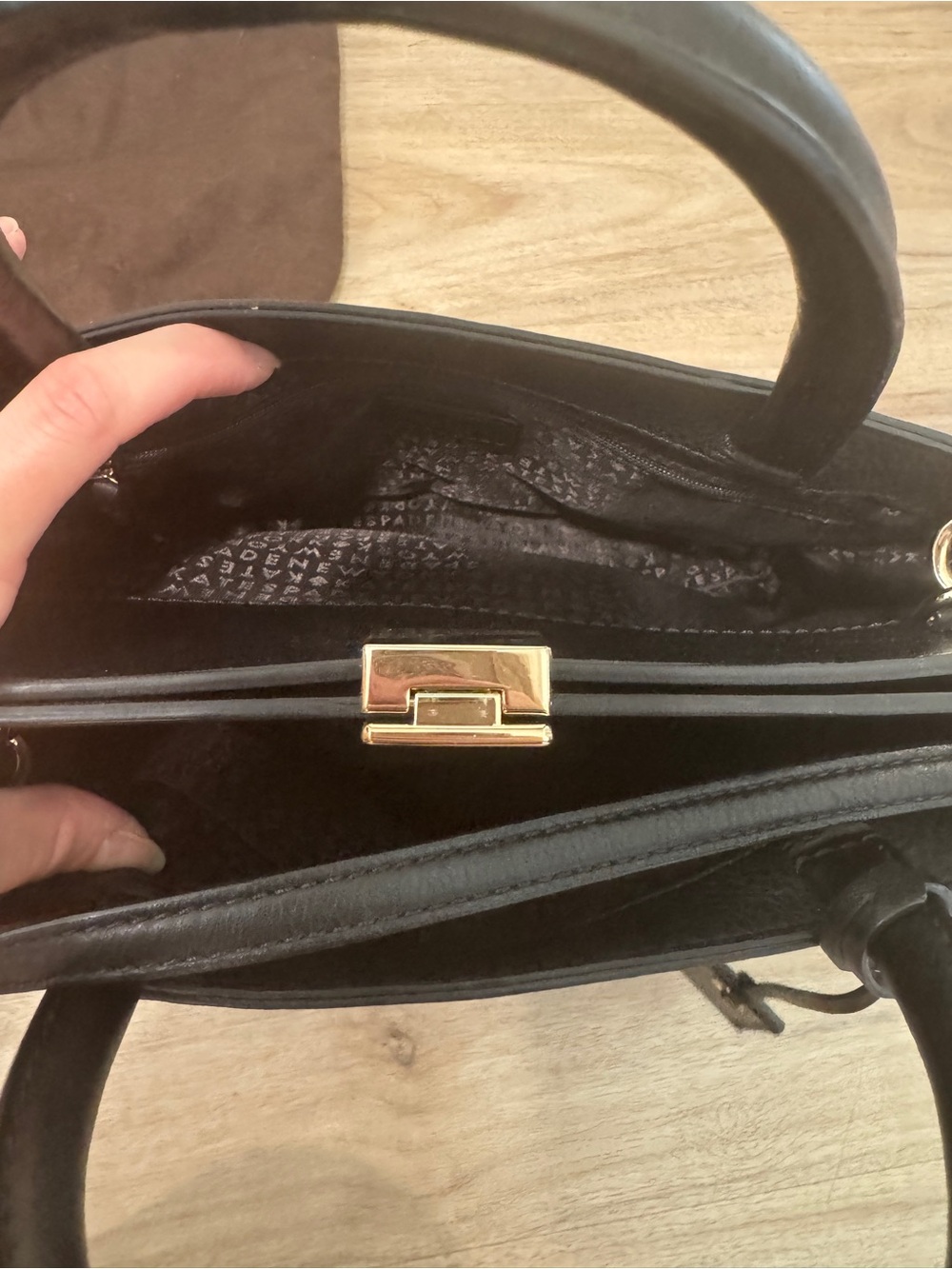 Kate Spade Terrace Place Small Henlie Leather Crossbody bag Black Handbag - Picture 6 of 8
